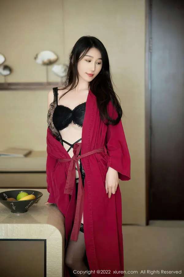 Vol. 05624 薇薇酱(81P)
