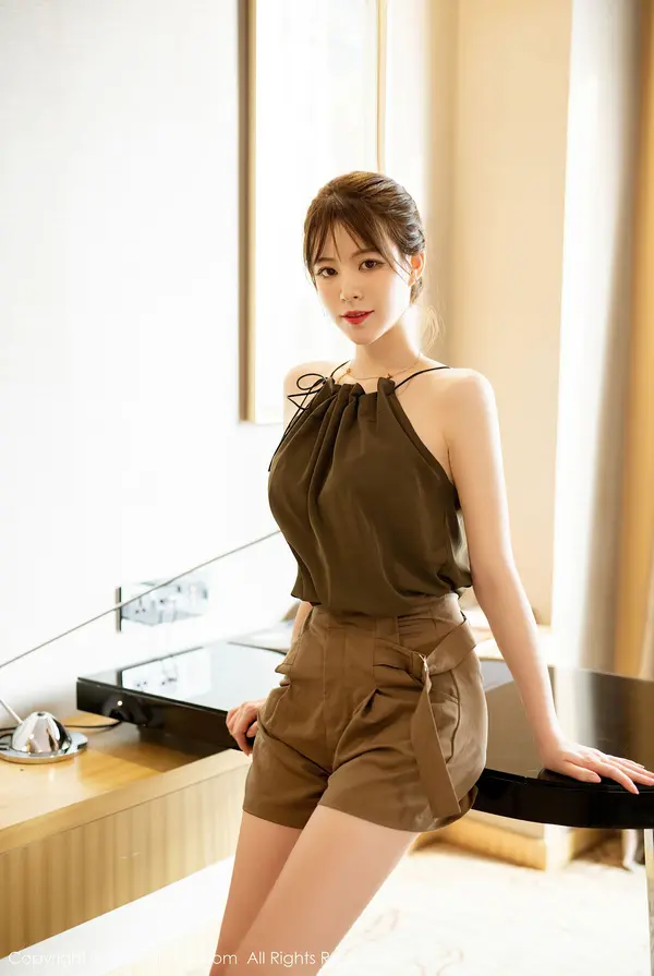 Vol. 02522 yoo优优(49P)