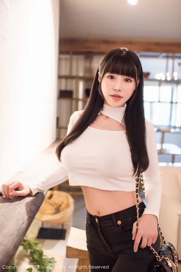 Vol. 04548 朱可儿Flora(52P)