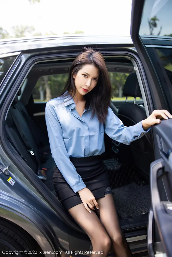 Vol. 02599 Carry(83P)