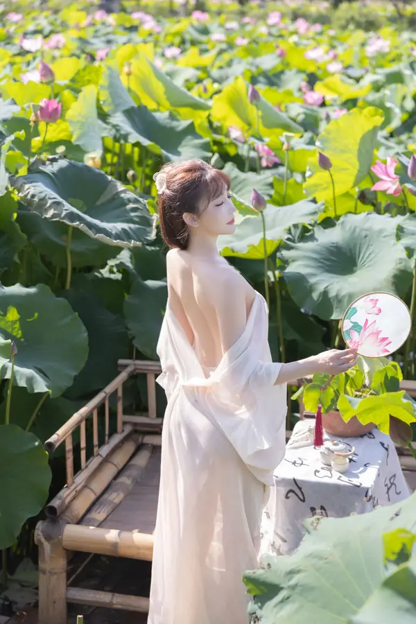 Vol. 10630 陆萱萱《私购流出》(91P)
