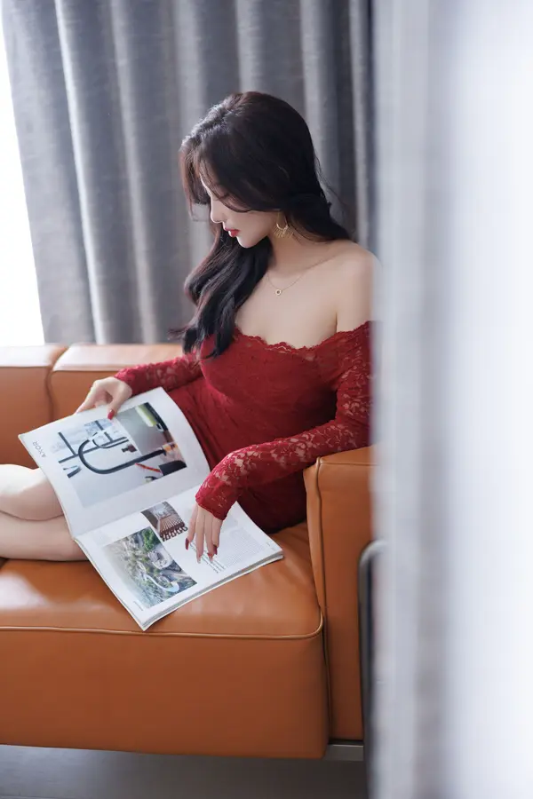 Vol. 9456 杨晨晨《私购流出》(102P)
