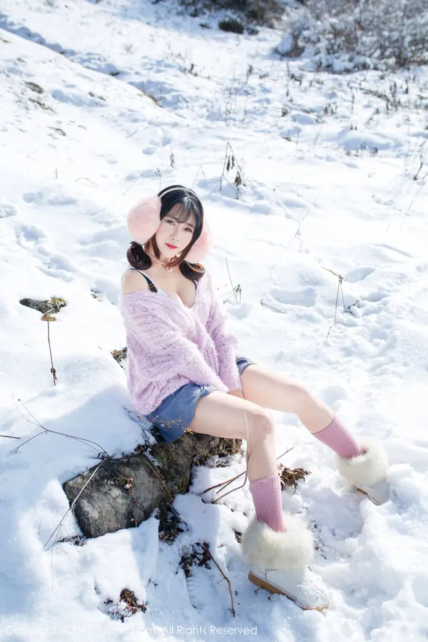 Vol. 00720 兜豆靓Youlina(52P)