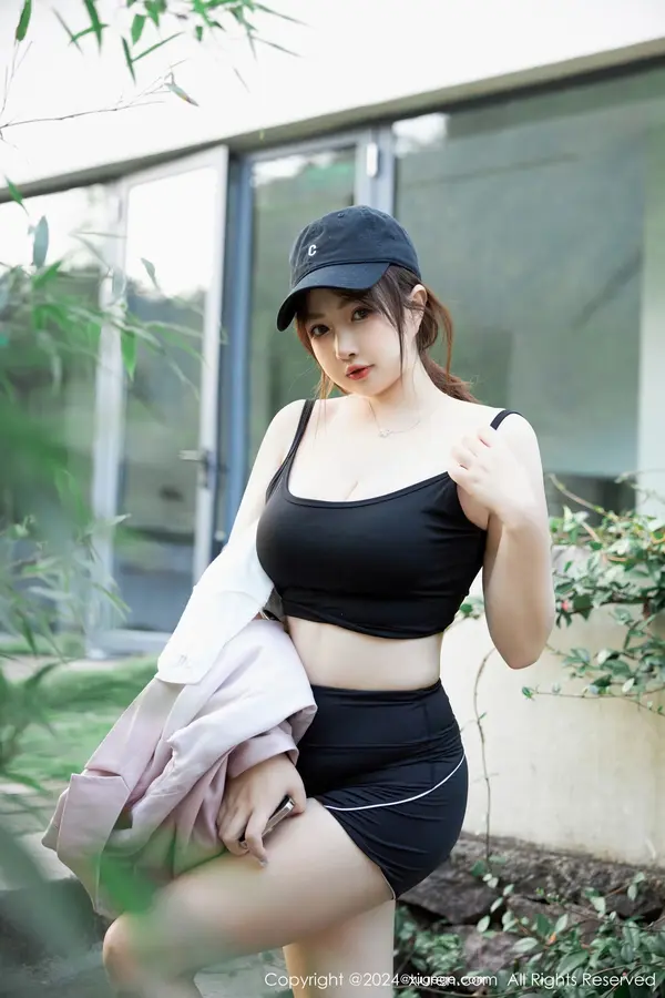 Vol. 09549 养乐多Doll(52P)