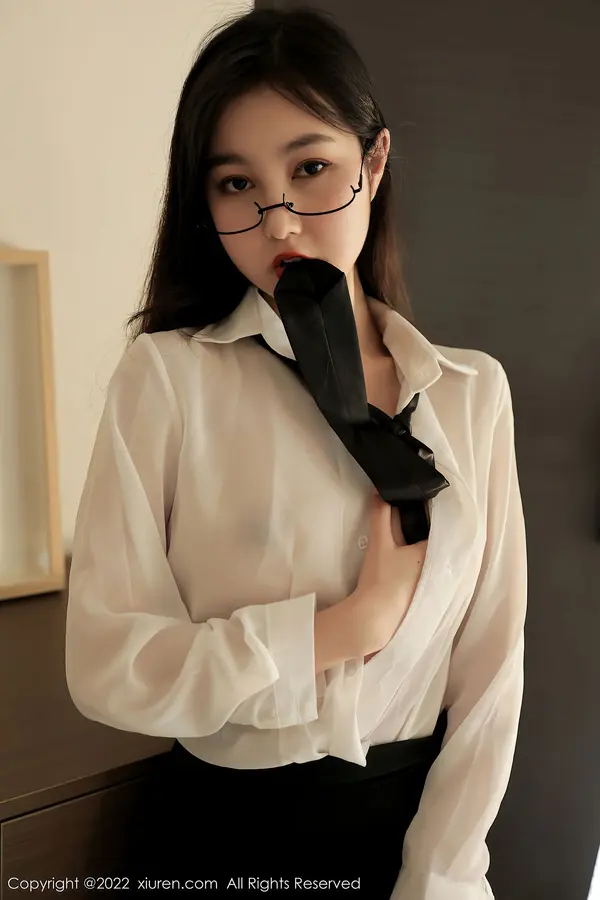 Vol. 05117 谢晚晚(84P)