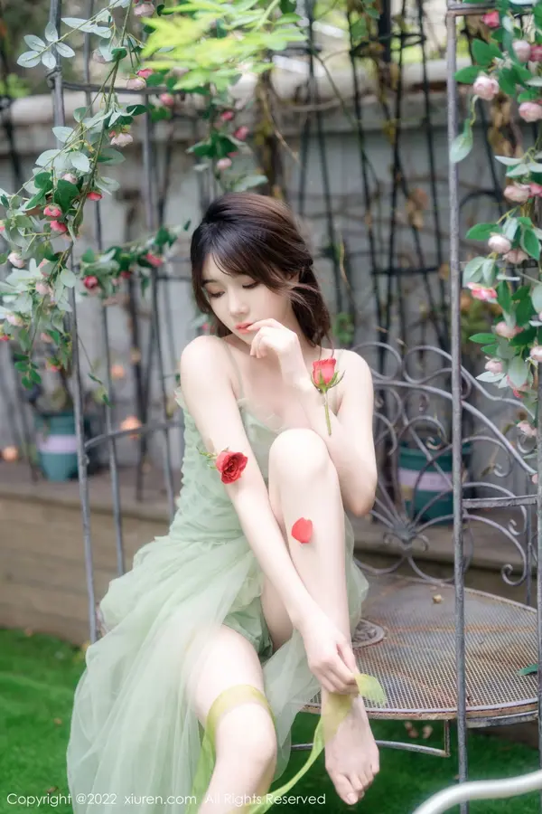 Vol. 05875 婠婠么(86P)