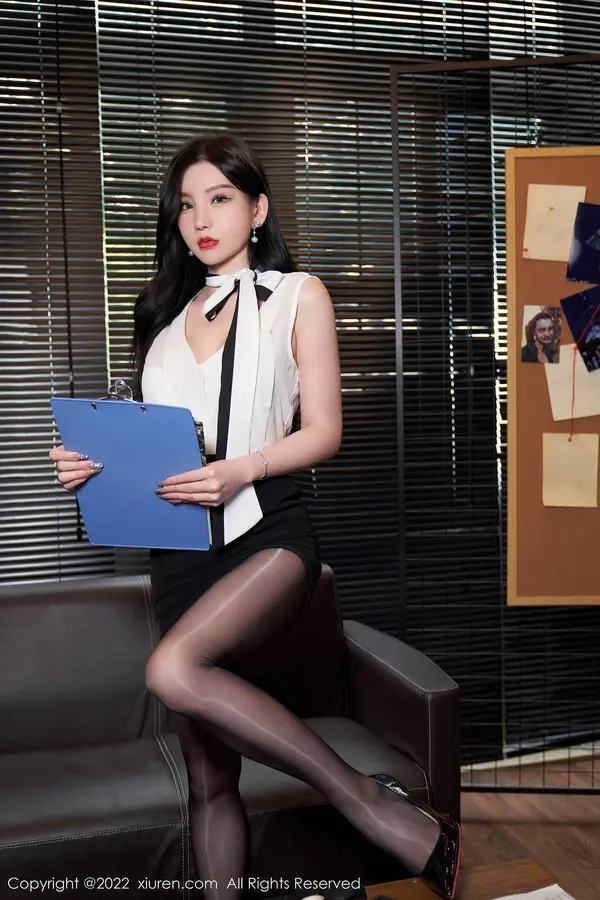 Vol. 05217 周于希Sally(77P)