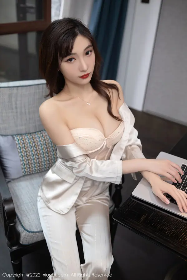 Vol. 05594 陆萱萱(79P)