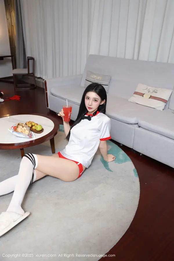 Vol. 11110 许微微呀(87P)
