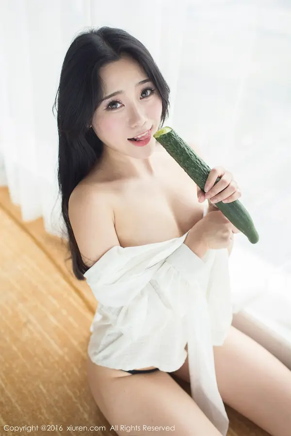 Vol. 00519 兜豆靓Youlina(53P)