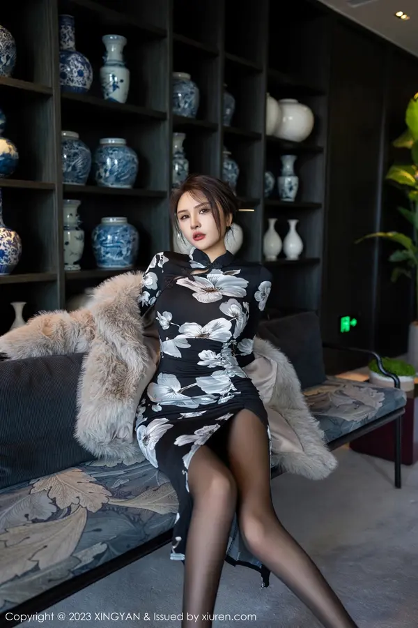 Vol. 0221 Emily尹菲(82P)