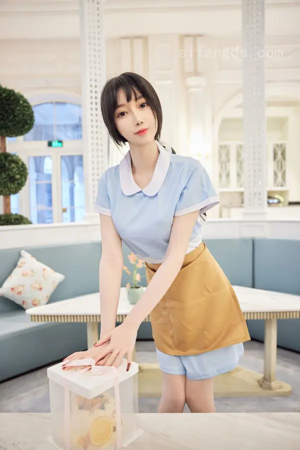 玥儿玥er《私购流出》(82P + 4V)