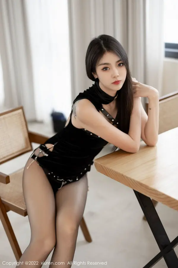 Vol. 05837 可乐Vicky(86P)