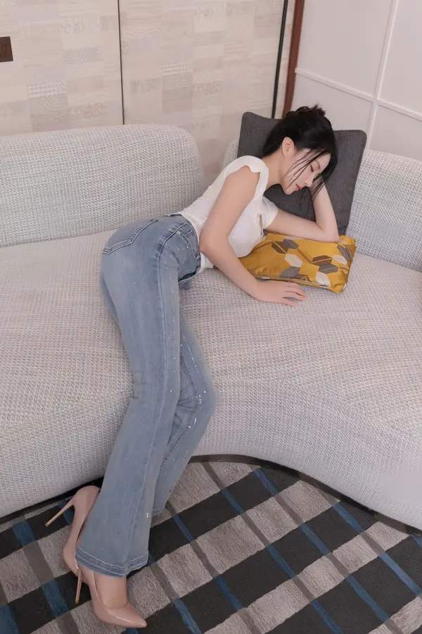 Vol. 10858 鱼子酱Fish(77P)