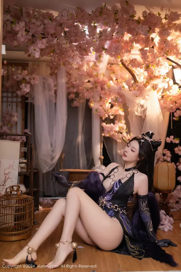 Vol. 08232 小逗逗(81P)