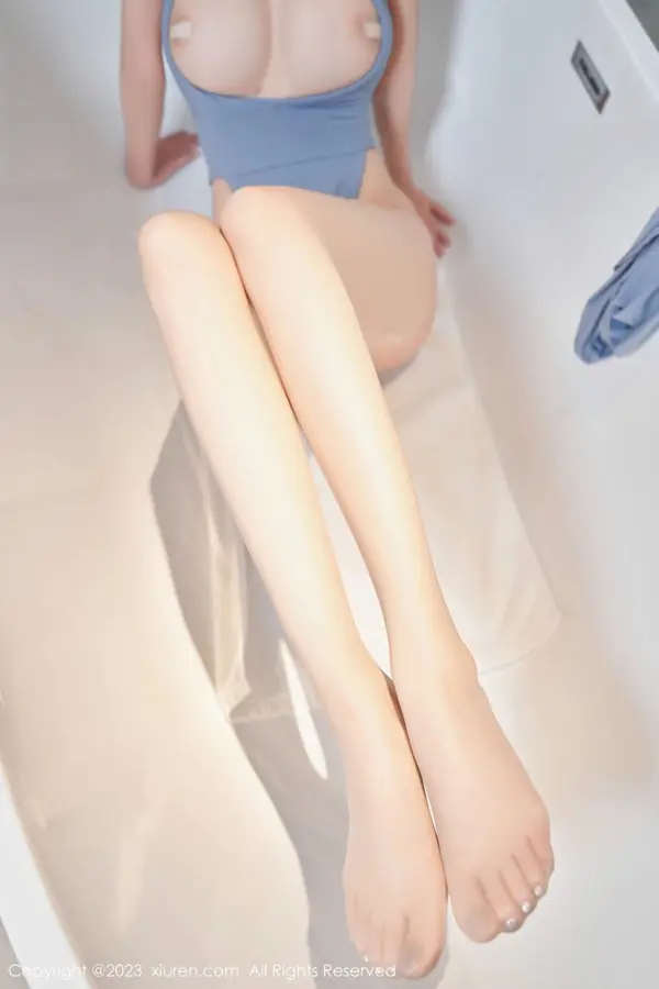 Vol. 06936 章芃芃(81P)