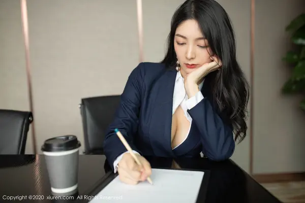 Vol. 02056 Angela小热巴(61P)