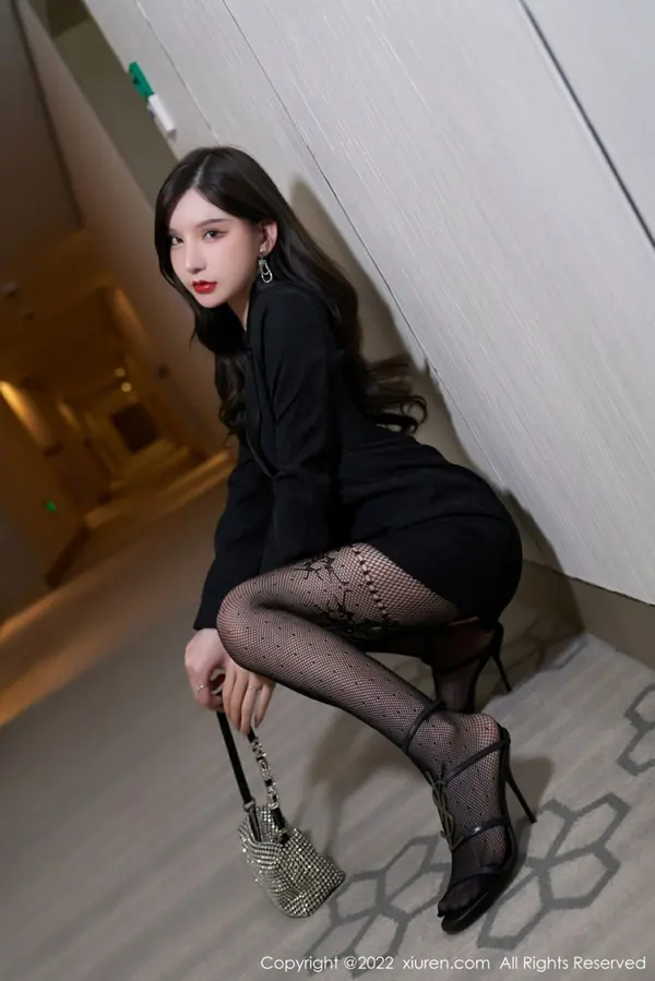 Vol. 04486 周于希Sally(81P)