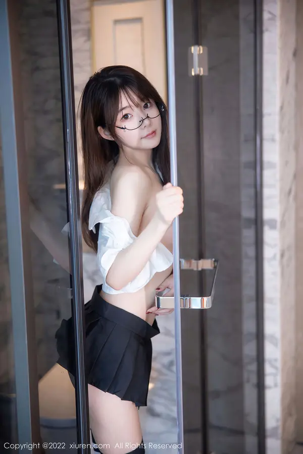 Vol. 05365 婠婠么(99P)
