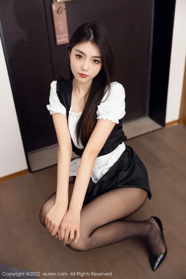 Vol. 05706 可乐Vicky(61P)