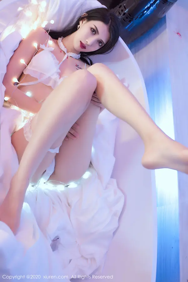 Vol. 02061 葛征Model(84P)