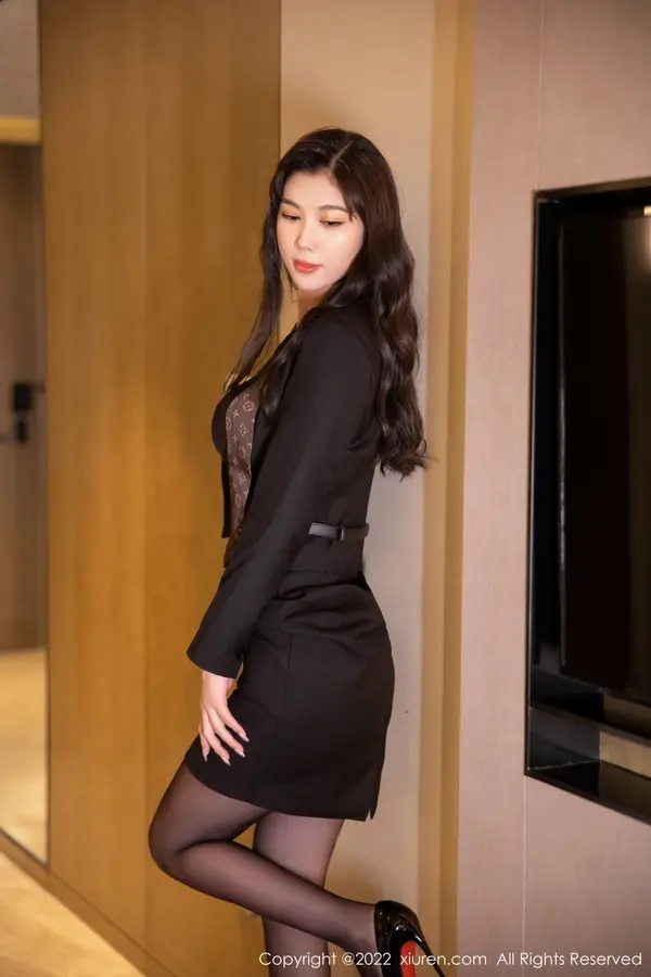 Vol. 05471 李雅柔182CM(82P)