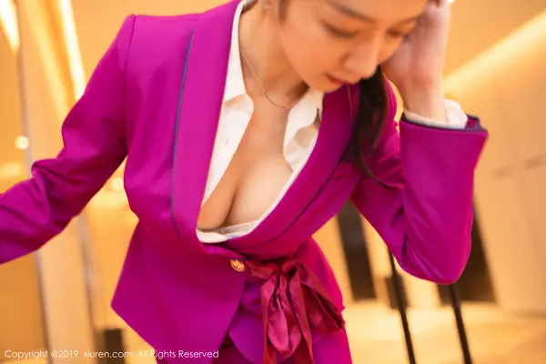 Vol. 01799 Angela小热巴(100P)