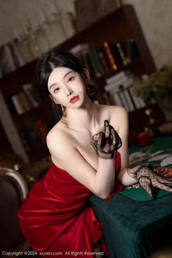 Vol. 08097 周于希Sally(107P)