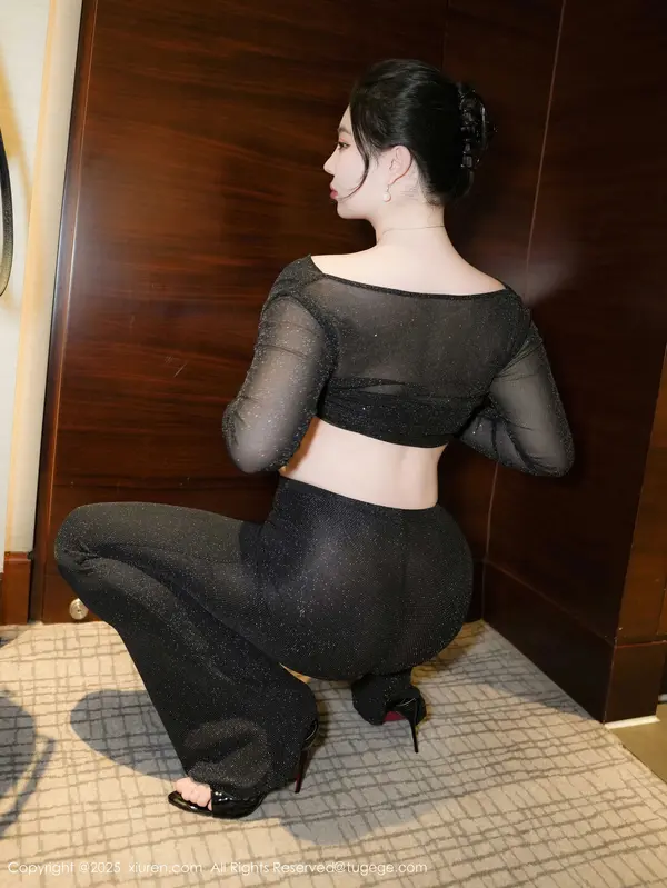 Vol. 09725 风景尤美(75P)