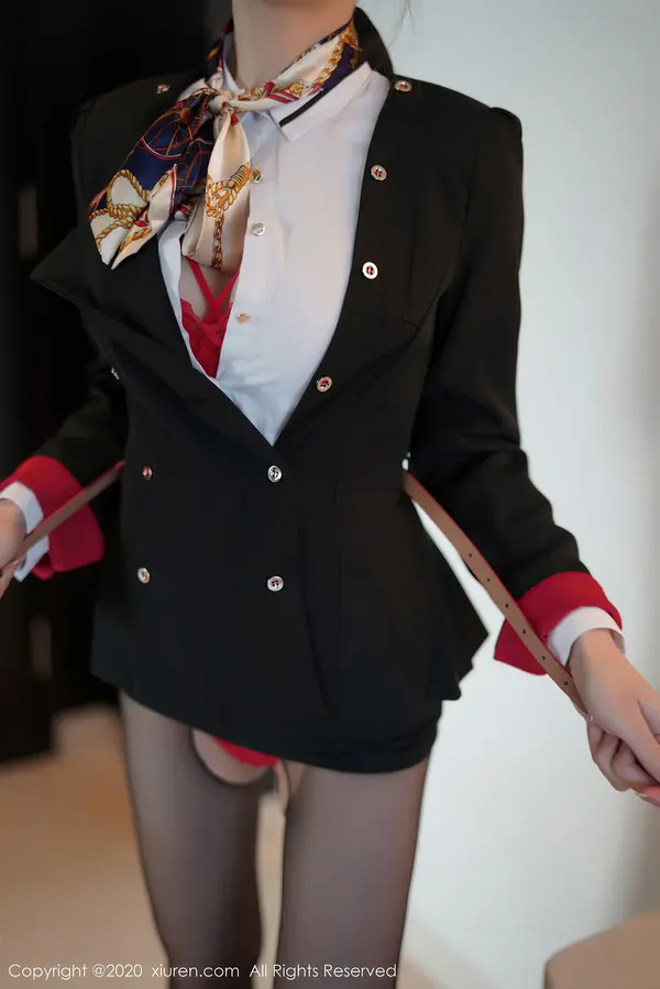 Vol. 02915 周于希Sandy(107P)