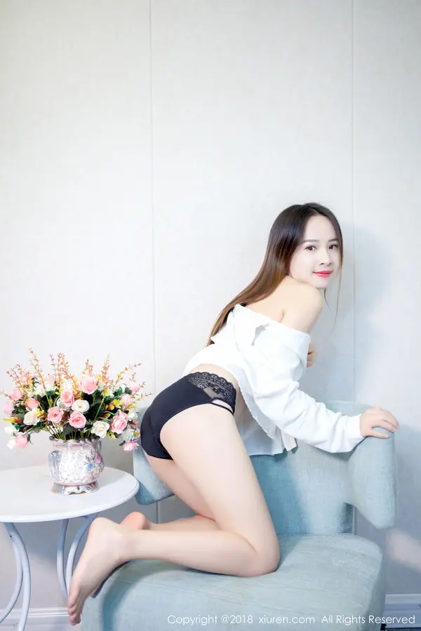 Vol. 00909 涵涵猫(51P)