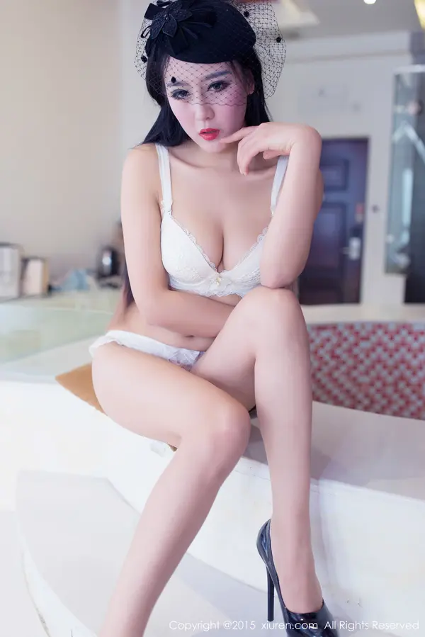 Vol. 00281 猪圈圈Kele(61P)