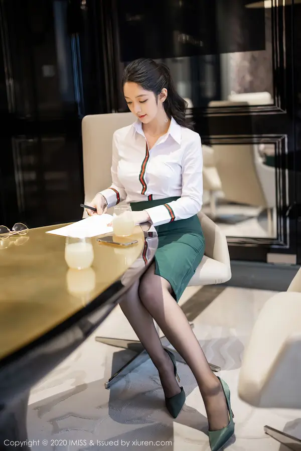 Vol. 0521 Angela小热巴(55P)