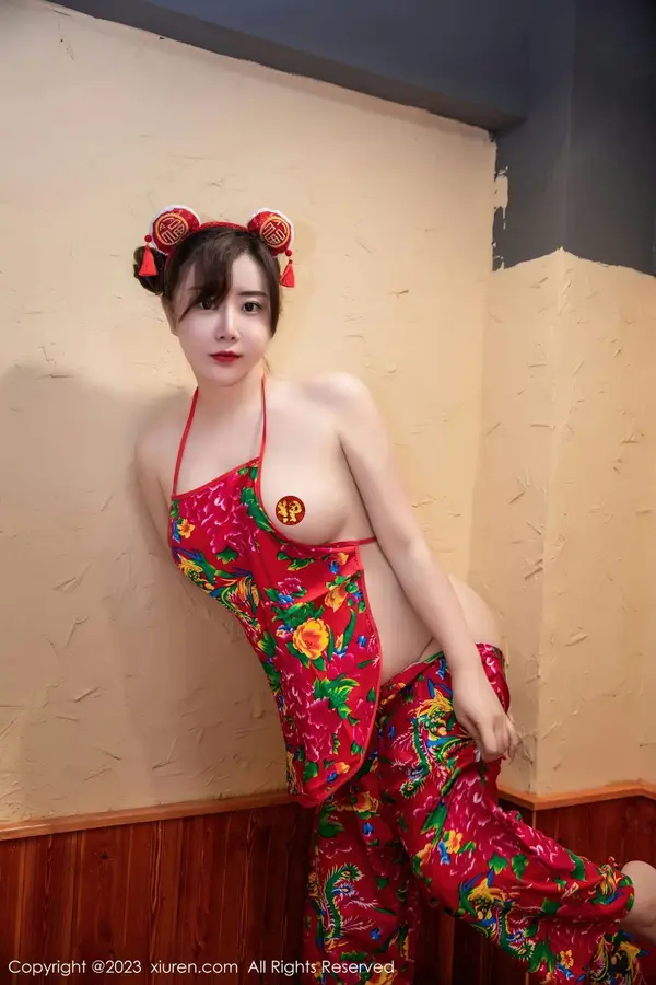 Vol. 06121 王婉悠Queen(52P)