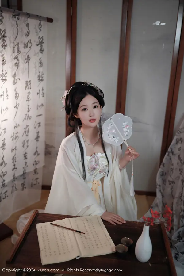 Vol. 08898 唐安琪(82P)