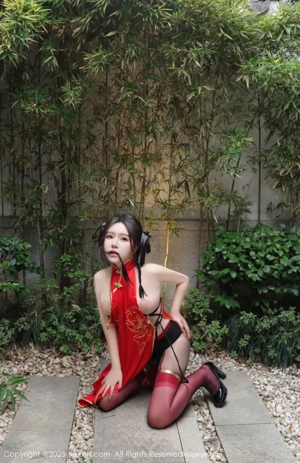 Vol. 09834 小薯条nienie(132P)