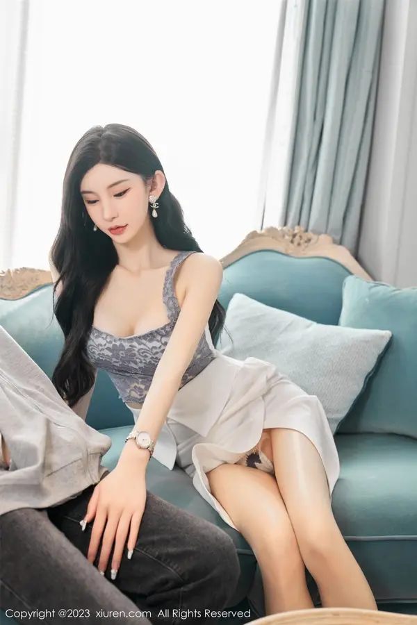 Vol. 06811 周于希Sally(101P)