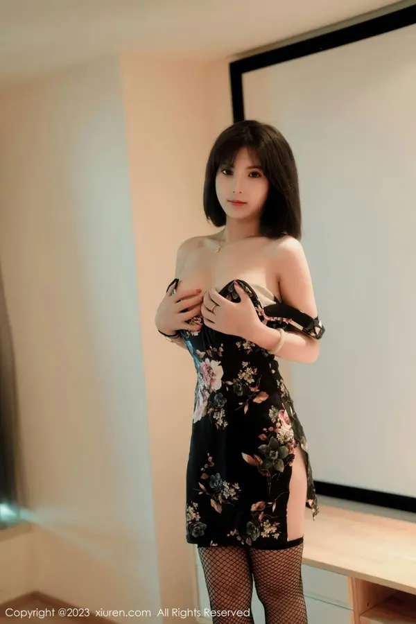 Vol. 06692 徐甜心(53P)