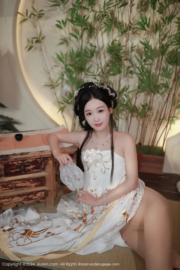Vol. 08898 唐安琪(82P)