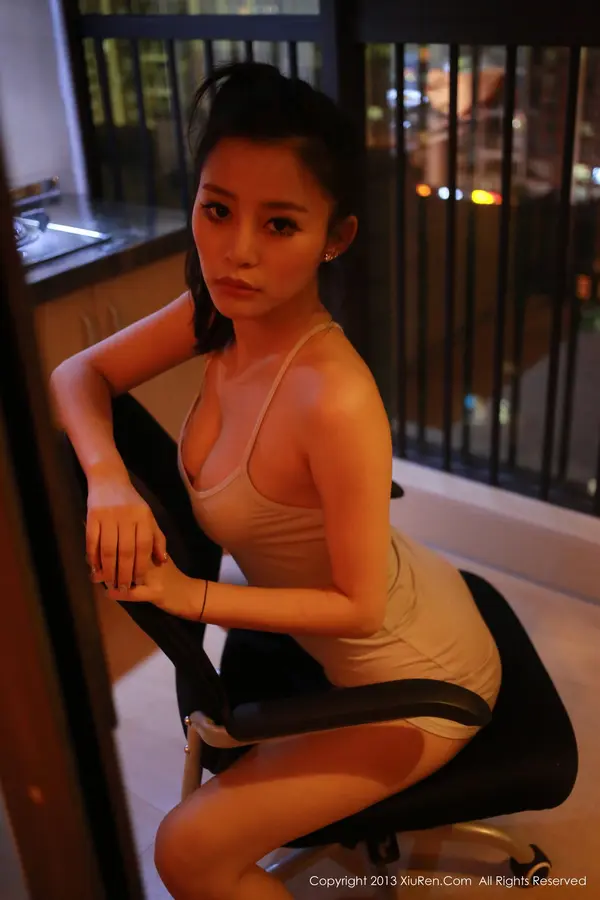 Vol. 00027 易欣viya(104P)