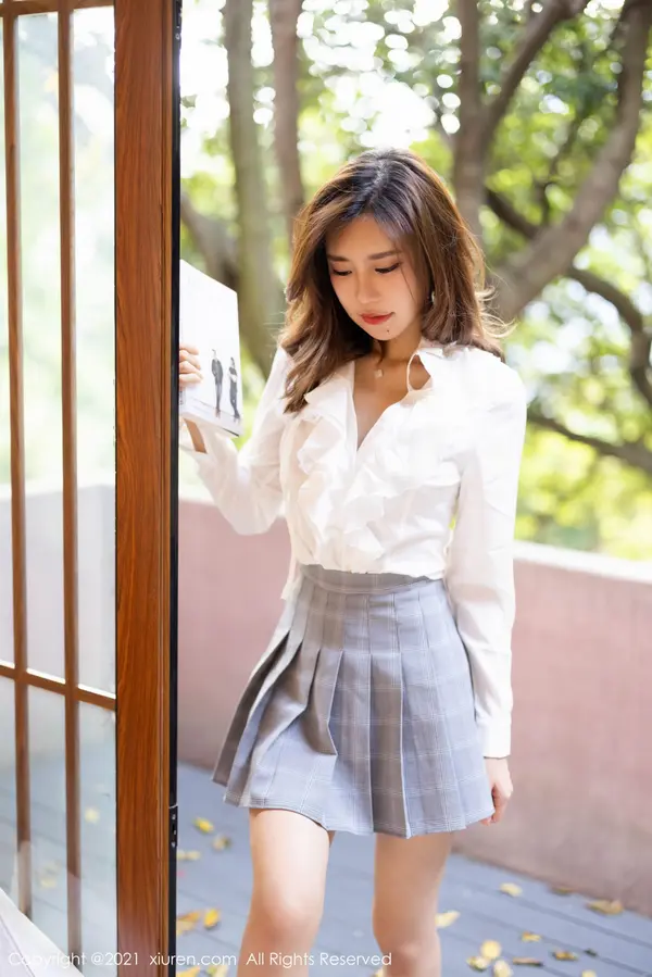 Vol. 04192 绮里嘉ula(46P)
