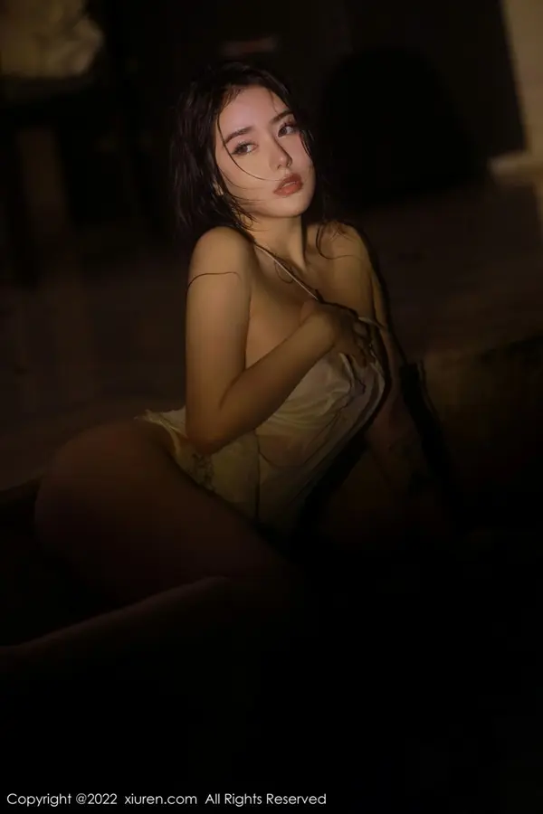 Vol. 04504 Manuela玛鲁娜(62P)