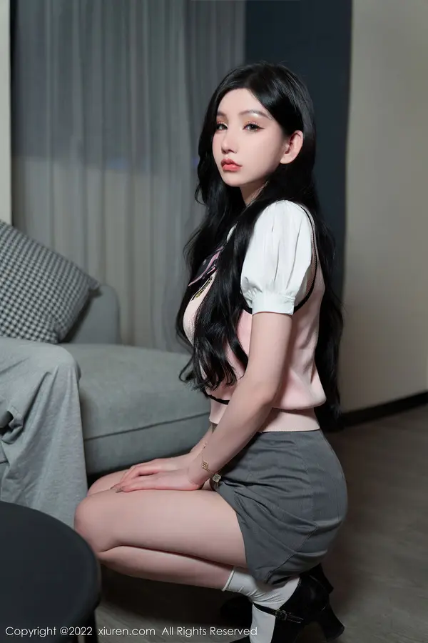 Vol. 05285 周于希Sally(87P)
