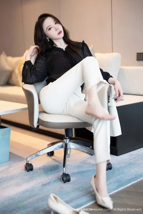 Vol. 08354 梦心玥(91P)