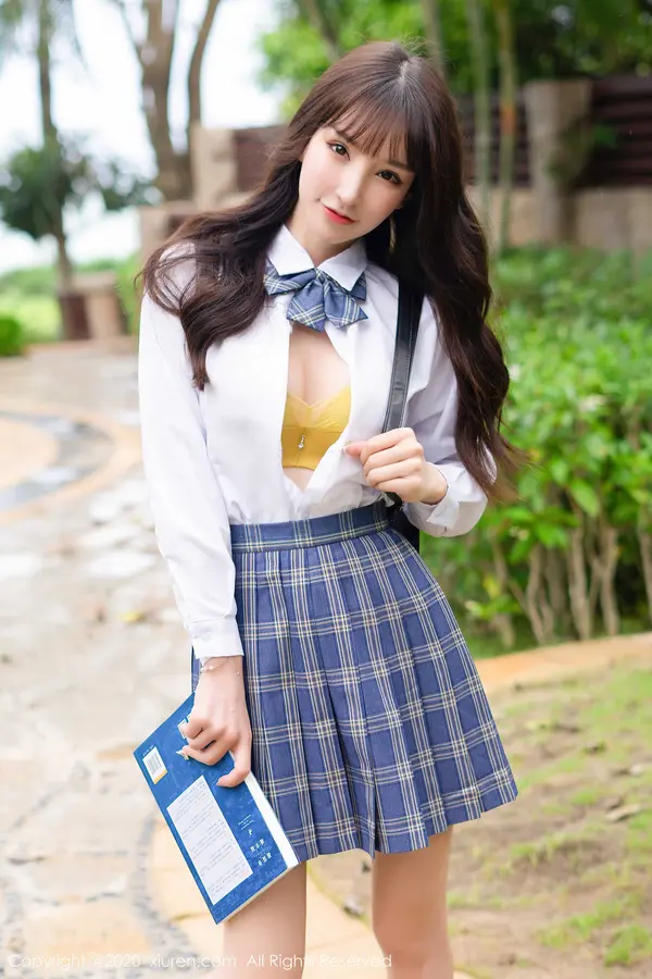 Vol. 02290 周于希Sandy(68P)