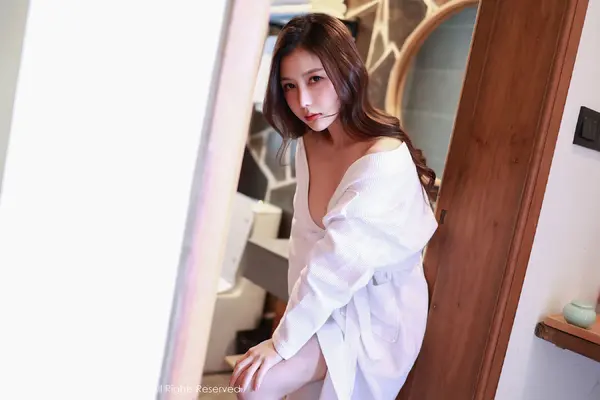 Vol. 04932 尹甜甜(55P)