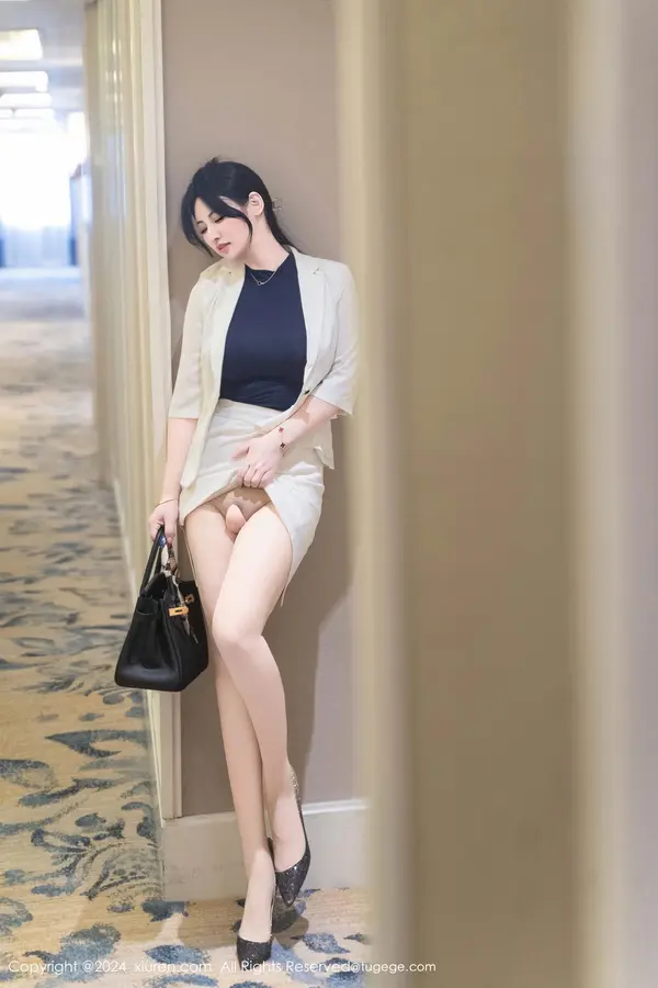 Vol. 09319 诗诗kiki(99P)