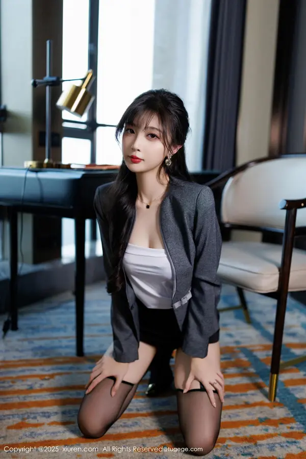 Vol. 09957 樱桃小阑子(86P)