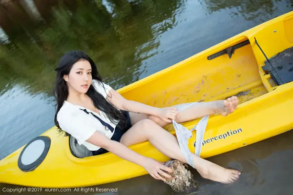 Vol. 01719 Manuela玛鲁娜(53P)