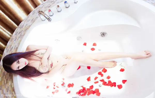 Vol. 00411 邹晶晶女王(51P)
